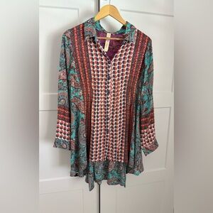 Anthropologie Cyrena Mixed Media Floral Button Down Tunic NWOT Size M
